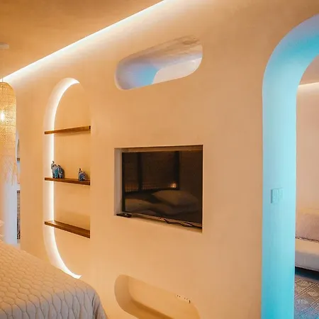 Q Coconuts Seaside *