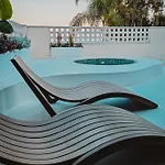 Q Coconuts Seaside Διαμέρισμα *