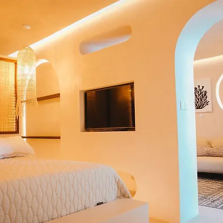 Q Coconuts Seaside Apartmán