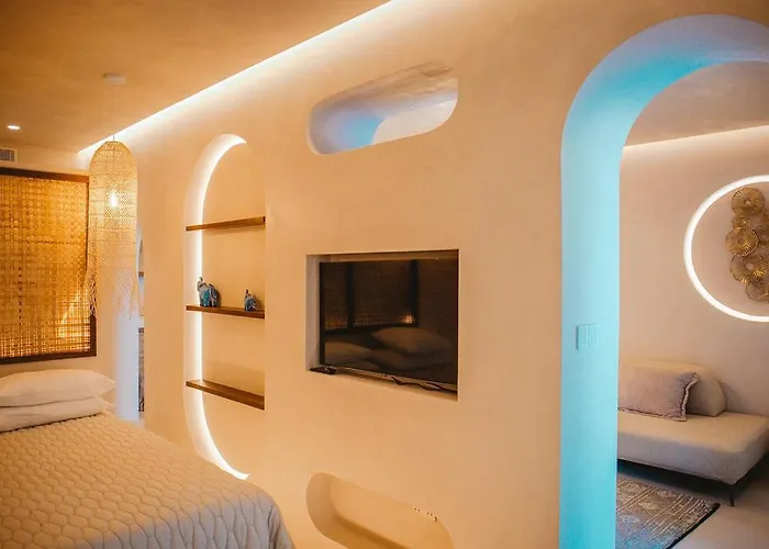 Q Coconuts Seaside *