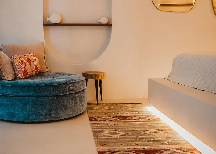 Q Coconuts Seaside *