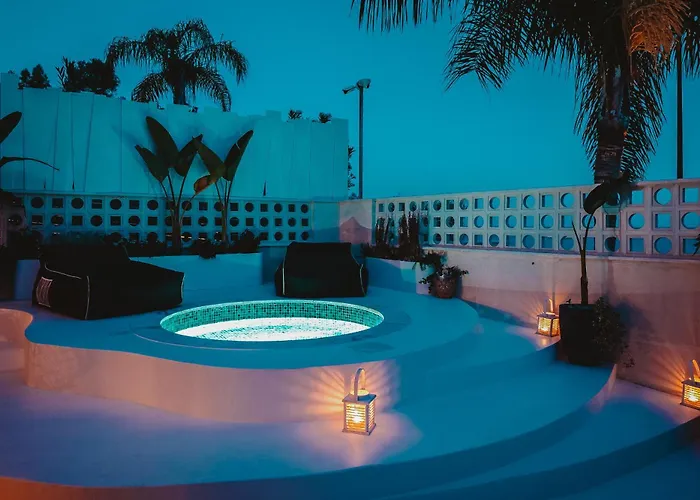 Q Coconuts Seaside דירה