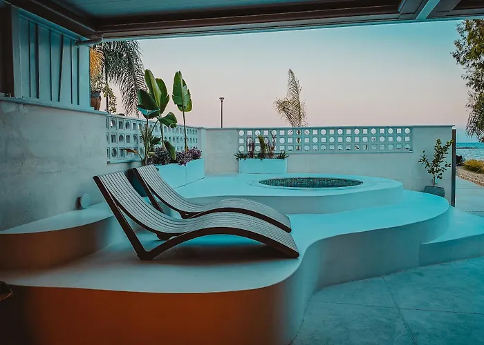 Q Coconuts Seaside Apartmán