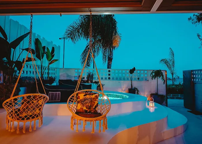 Q Coconuts Seaside Lemesos